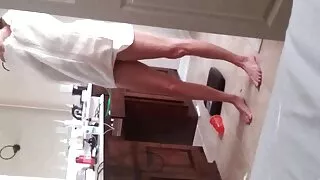 এই অপেশাদার কুক্কুট  ...
