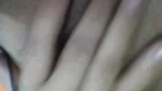 চর্মসার স্বর্ণকেশী ব ...